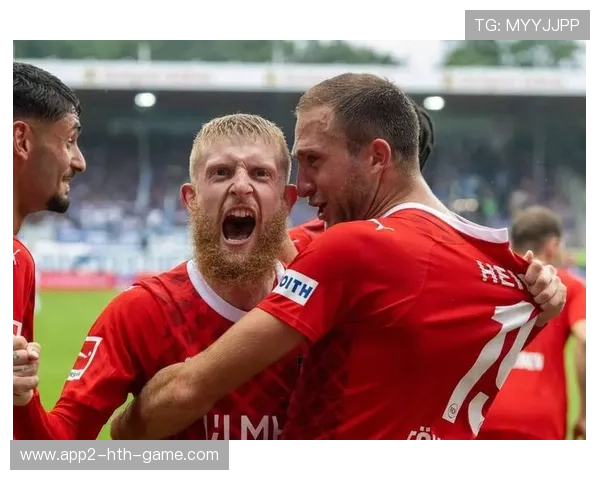 本菲卡全新转会策略揭秘:优化出售链条,赢得最大回报 本菲卡全新转会策略揭秘:优化出售链条,赢得最大回报